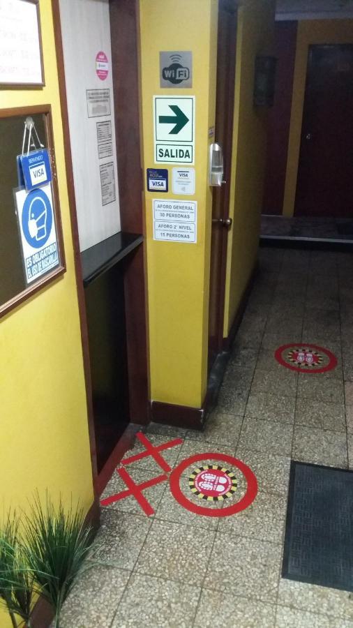 Hostal Residencial Mochica Lima Zewnętrze zdjęcie