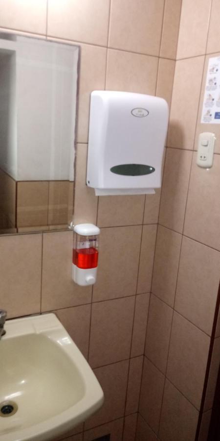 Hostal Residencial Mochica Lima Zewnętrze zdjęcie