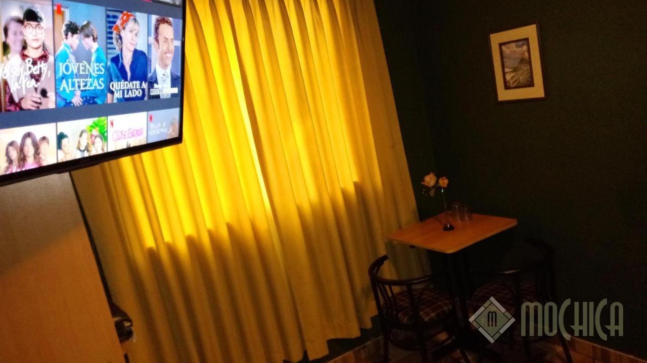 Hostal Residencial Mochica Lima Zewnętrze zdjęcie
