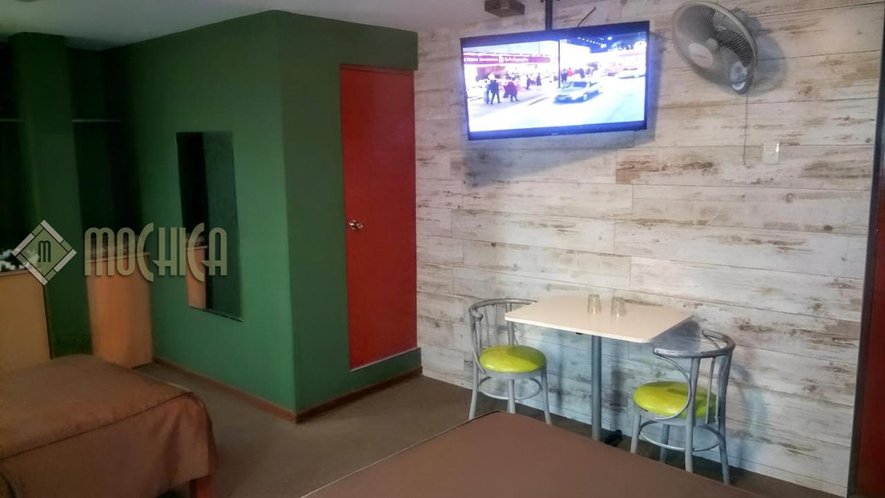 Hostal Residencial Mochica Lima Zewnętrze zdjęcie