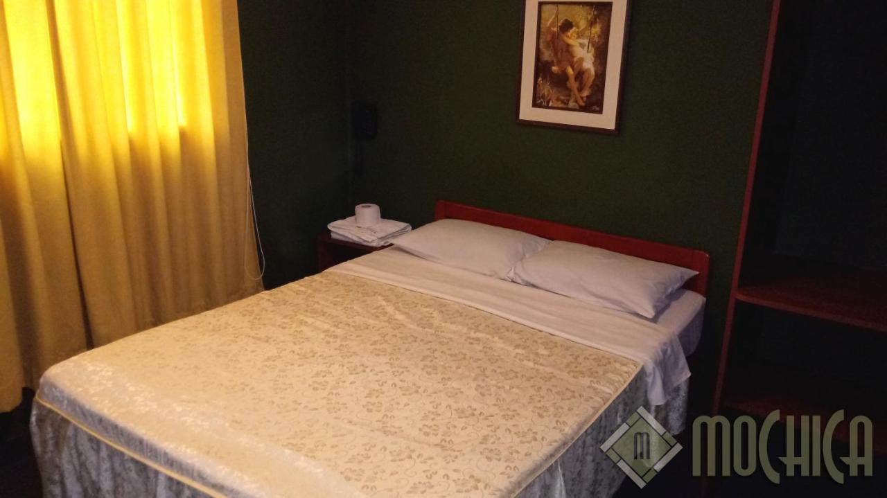Hostal Residencial Mochica Lima Zewnętrze zdjęcie