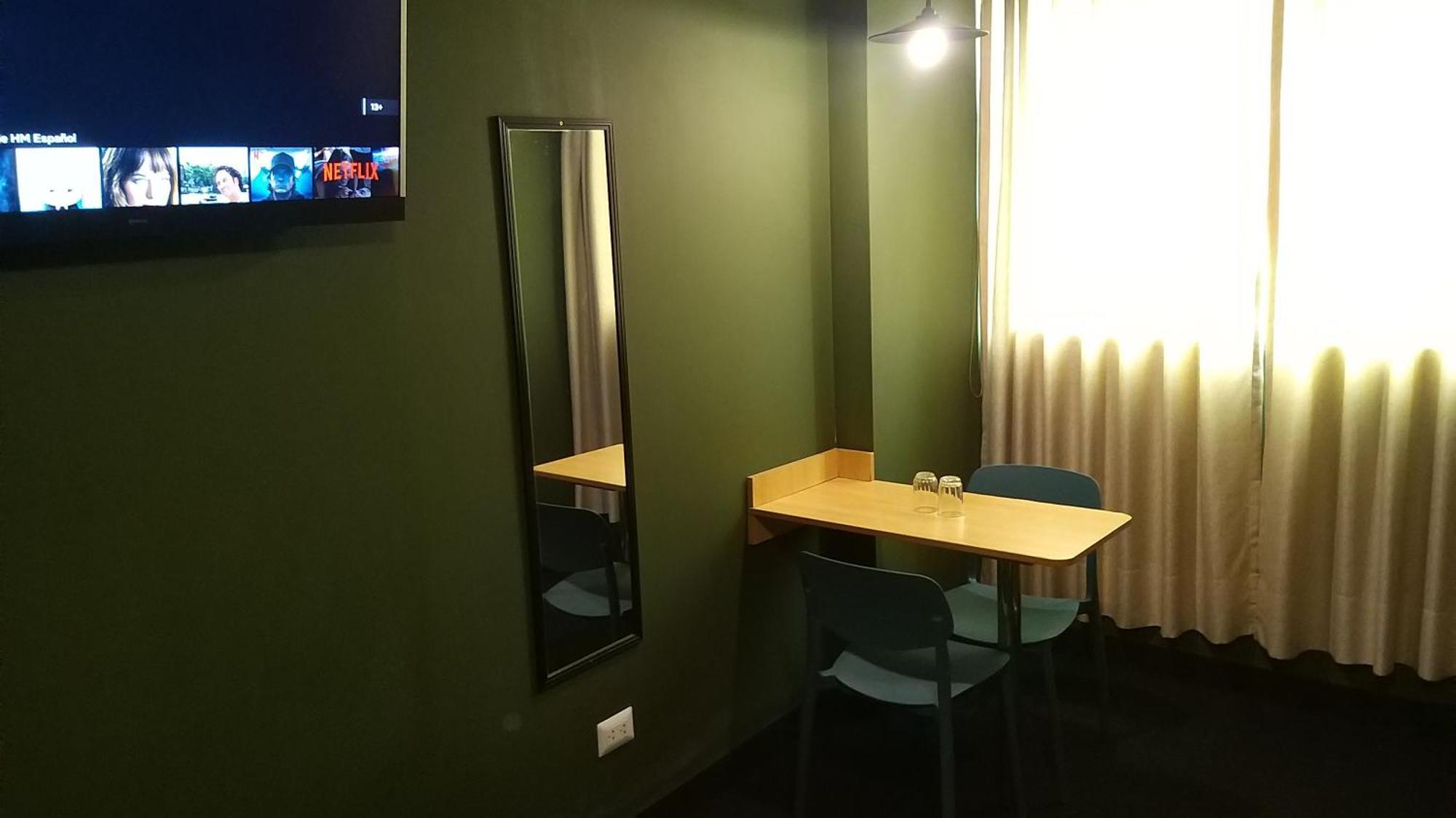 Hostal Residencial Mochica Lima Zewnętrze zdjęcie